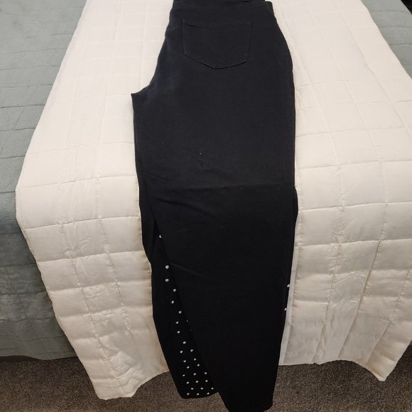 High Rise Rhinestone Jeans - Picture 6 of 10